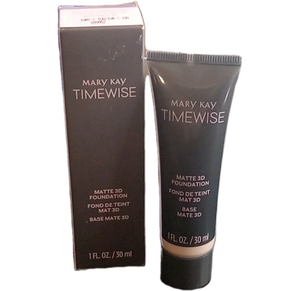 NIB MARY KAY TimeWise Matte 3D Foundation Ivory C 100 #099957 - Full size C100